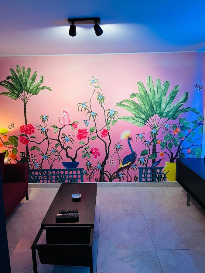 Pink Tropical Champagne Apartment Reims Ngoại thất bức ảnh